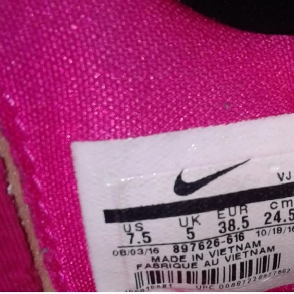 Nike Zoom Rev EP Kay Yow Breast Cancer 897626 616 womens 7.5 Shoes - Picture 2 of 4